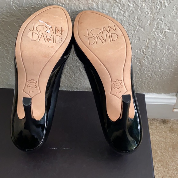 Joan and David - Picture 4 of 4